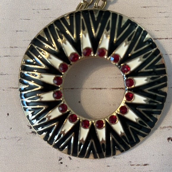 Statement necklace, Red and Gold - Picture 2 of 6